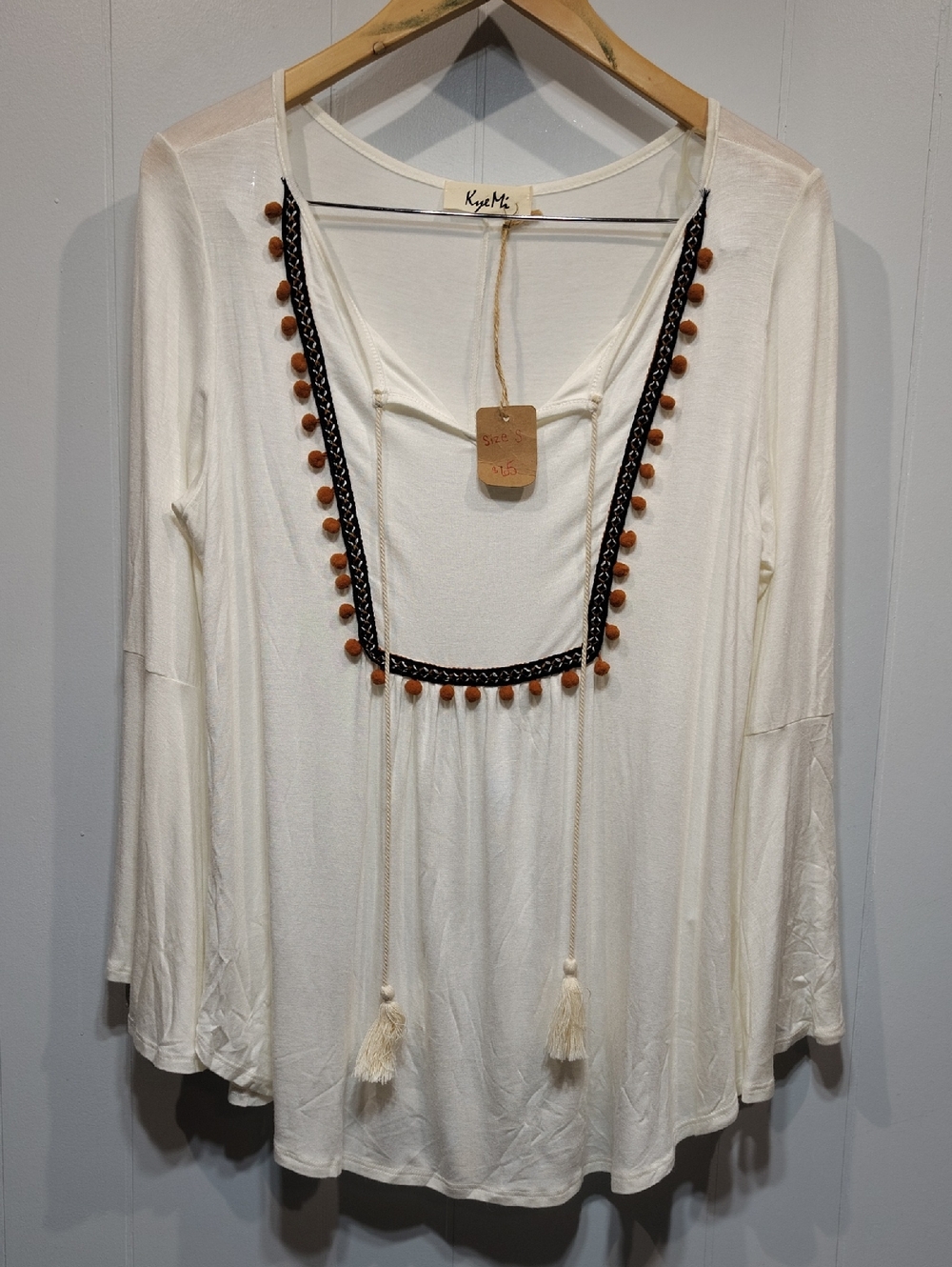 Kye Mi Boutique‎ Fall Thanksgiving Peasant Top with Bell Sleeves in Cream size S